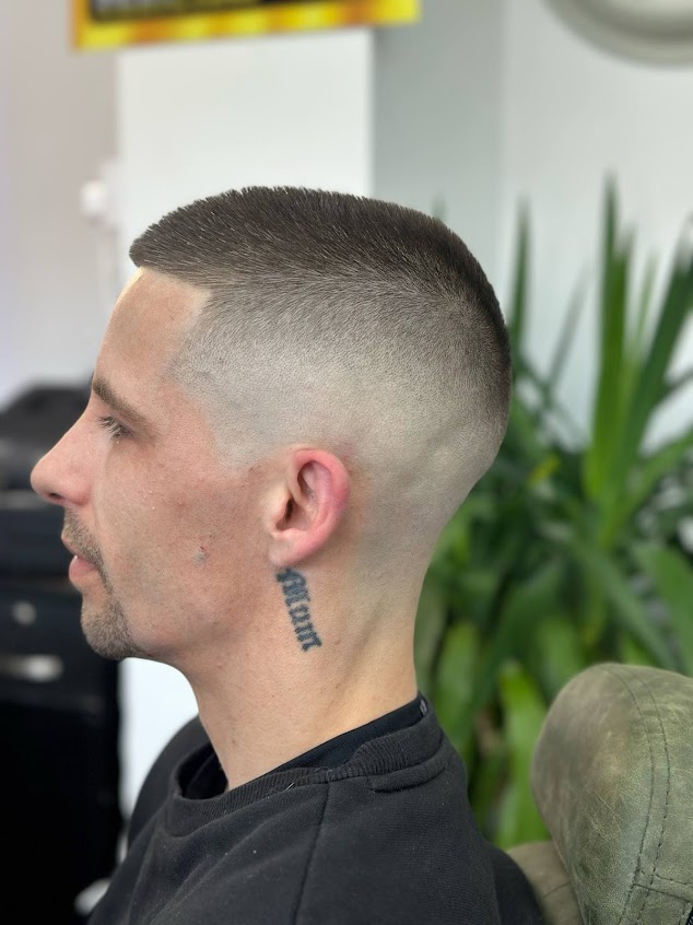 Haircut and grooming at Kings Barbers, Great Yarmouth