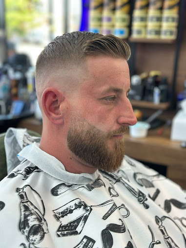 Haircut and grooming at Kings Barbers, Great Yarmouth