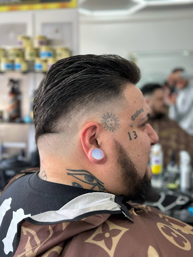 Haircut and grooming at Kings Barbers, Great Yarmouth