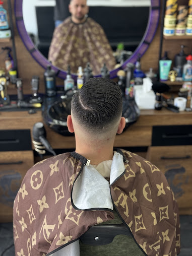 Haircut and grooming at Kings Barbers, Great Yarmouth