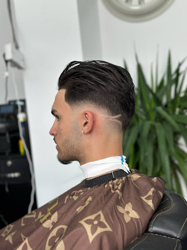 Haircut and grooming at Kings Barbers, Great Yarmouth