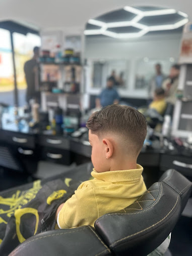 Haircut and grooming at Kings Barbers, Great Yarmouth