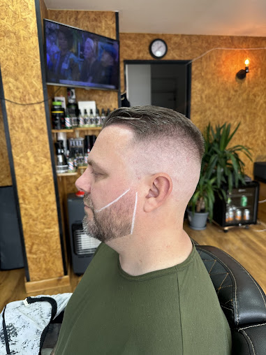Haircut and grooming at Kings Barbers, Great Yarmouth