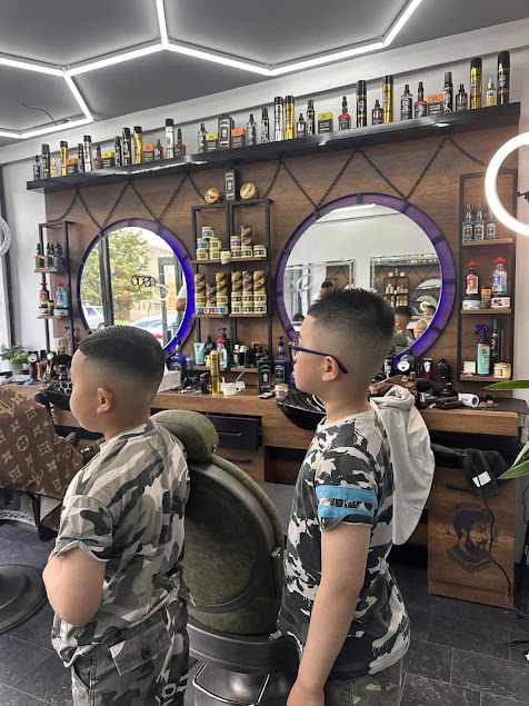 Haircut and grooming at Kings Barbers, Great Yarmouth