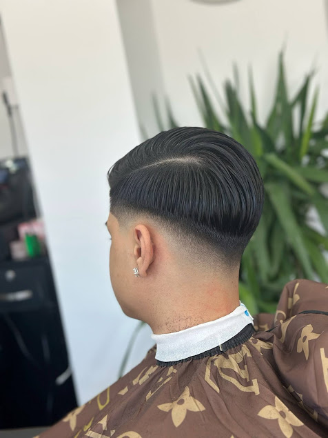 Haircut and grooming at Kings Barbers, Great Yarmouth