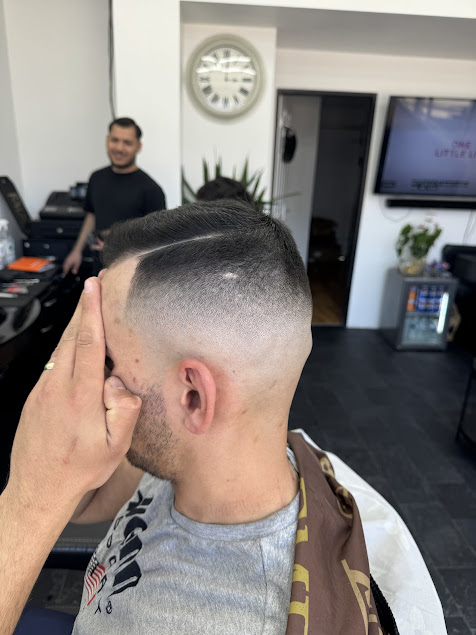 Haircut and grooming at Kings Barbers, Great Yarmouth