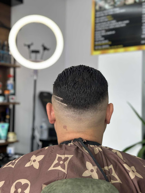 Haircut and grooming at Kings Barbers, Great Yarmouth