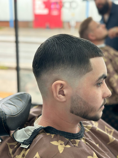 Haircut and grooming at Kings Barbers, Great Yarmouth