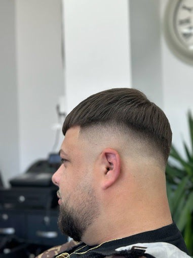 Haircut and grooming at Kings Barbers, Great Yarmouth